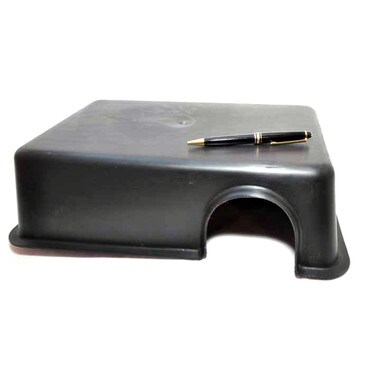 Plastic Hide (size reference)